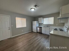 506 N Iroquois Ave in Tucson, AZ - Building Photo - Building Photo