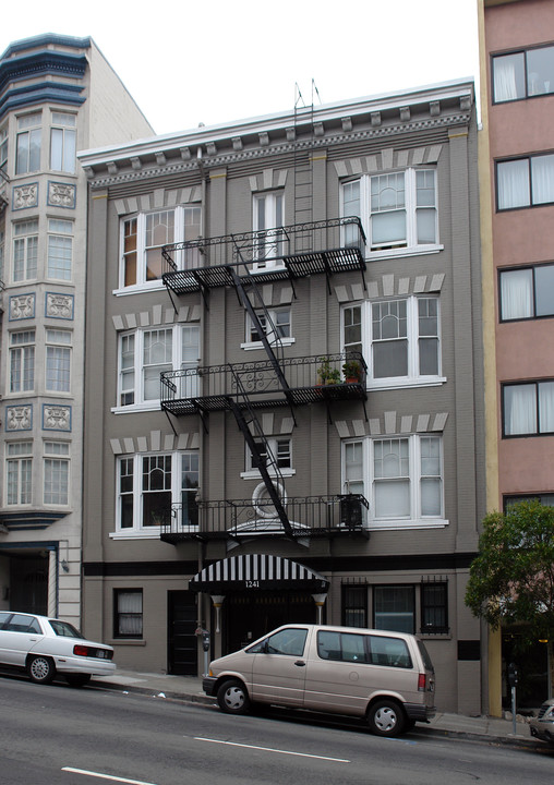 1241 Bush in San Francisco, CA - Building Photo