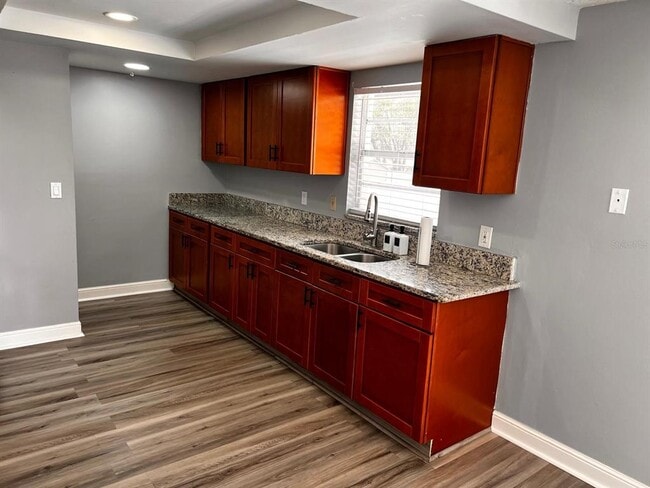 3416 King Richard Ct in Seffner, FL - Building Photo - Building Photo