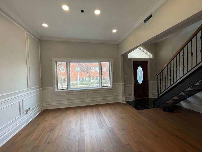 3223 N Richmond St, Unit 1 in Chicago, IL - Building Photo - Building Photo