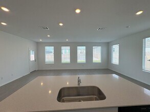 305 Heritage Grvs Rd in Bertram, TX - Building Photo - Building Photo