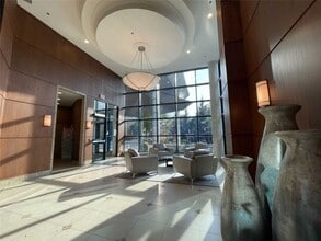 33 Ellen St in Barrie, ON - Building Photo - Building Photo