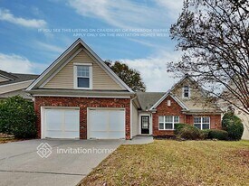 2373 Walnut Tree Ln in Buford, GA - Building Photo