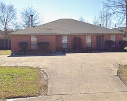 3639 Castle Ridge Rd, Unit 3639 in Montgomery, AL - Building Photo