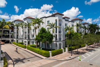 Cordoba in Doral, FL - Foto de edificio - Building Photo