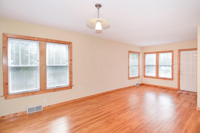 910 Aldine St in St. Paul, MN - Building Photo - Building Photo