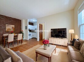 50 S Huntington Ave in Boston, MA - Building Photo