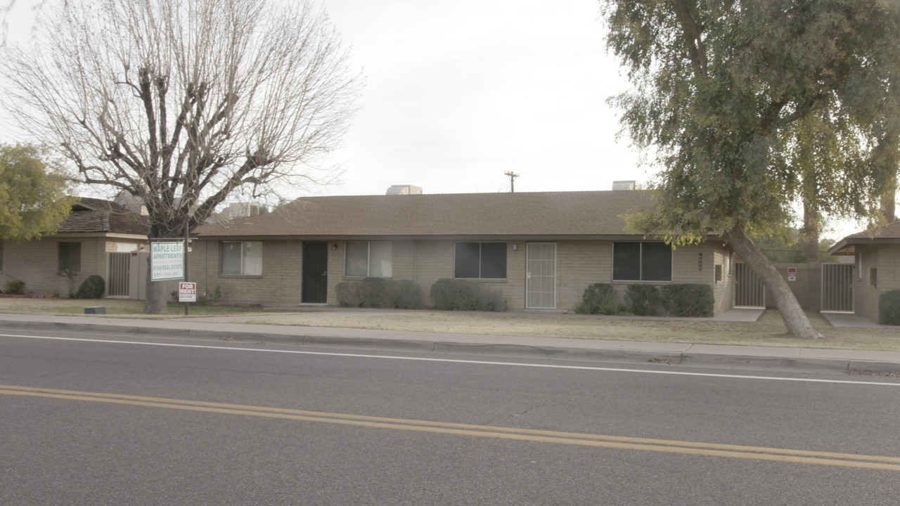 23 Palms in Phoenix, AZ - Building Photo