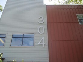 304 E 30th St in Austin, TX - Building Photo