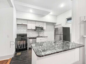 310 W 42nd St in Savannah, GA - Building Photo - Building Photo