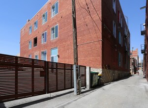 1803 Wyandotte St in Kansas City, MO - Building Photo - Building Photo