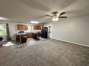 5813 Oak St in Fort Lawn, SC - Building Photo - Building Photo