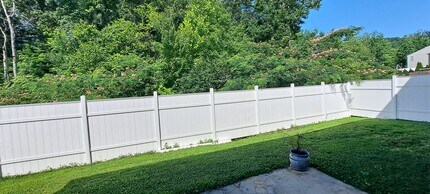1527 Sergeant Ln in Knoxville, TN - Building Photo - Building Photo