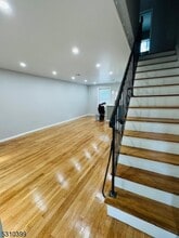 2 Beech Spring Dr in Summit, NJ - Building Photo - Building Photo