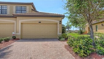 7124 Grand Estuary Trail in Bradenton, FL - Building Photo