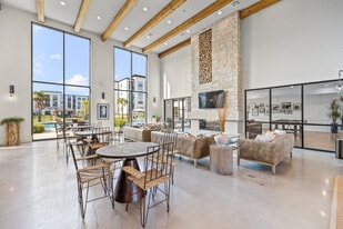 Mustang Ridge Apartments in Weatherford, TX - Building Photo