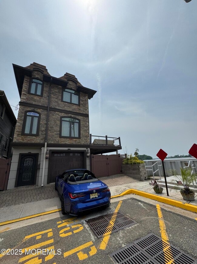 property at 36 Beach St