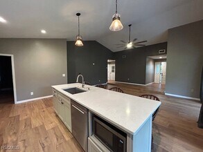 6786 Autumn Ct in North Fort Myers, FL - Building Photo - Building Photo