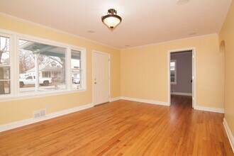 1621 N Livingston Ave in Indianapolis, IN - Building Photo - Building Photo