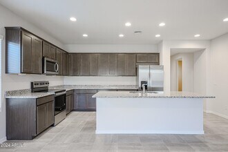 17684 W Encinas Ln in Goodyear, AZ - Building Photo - Building Photo