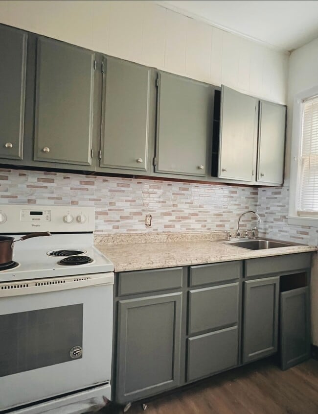 119 McClellan St, Unit Second Floor