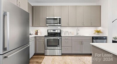145 New Bern St, Unit A3 in Charlotte, NC - Building Photo - Building Photo