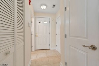 453 Springfield Ave in Berkeley Heights, NJ - Building Photo - Building Photo