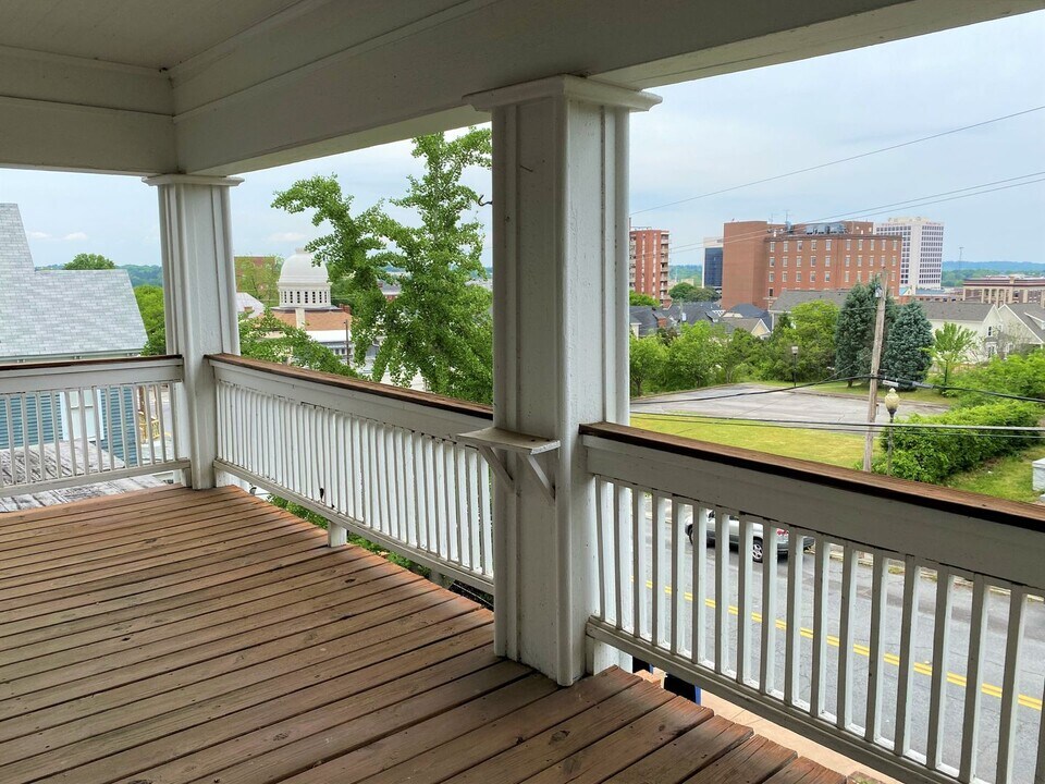 479-U Spring St in Macon, GA - Building Photo