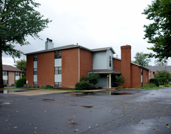 1760-1790 Beechwood Ave NE in Canton, OH - Foto de edificio - Building Photo