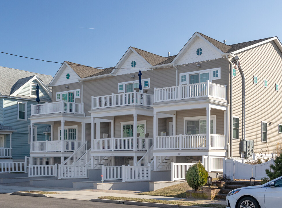 111 Ocean Park Ave in Bradley Beach, NJ - Foto de edificio