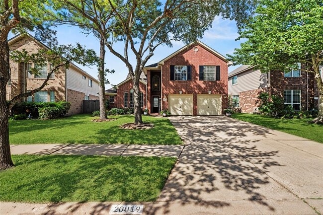property at 20019 Black Canyon Dr