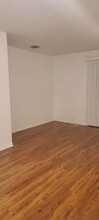 3635 Sonoma Dr in Riviera Beach, FL - Foto de edificio - Building Photo