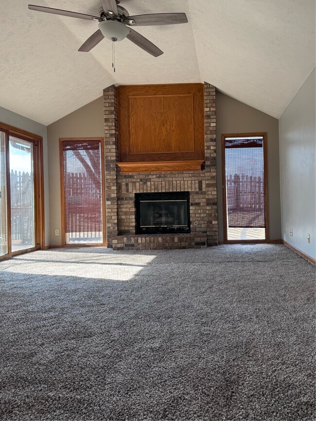 7804 S 71st Ave in La Vista, NE - Building Photo - Building Photo