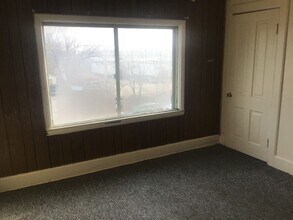 2705-2707 S 9th Pl-Unit -Upper in Milwaukee, WI - Building Photo - Building Photo