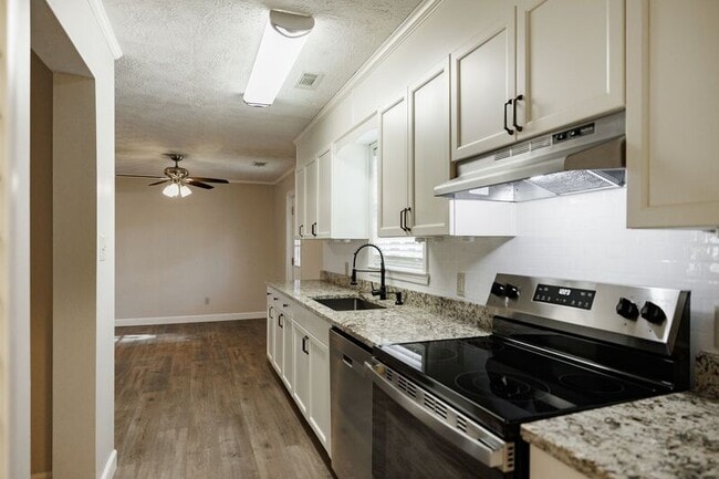 370 Cedar Creek Rd in Winder, GA - Building Photo - Building Photo