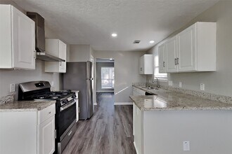 2217 Clemson Dr in Katy, TX - Building Photo - Building Photo