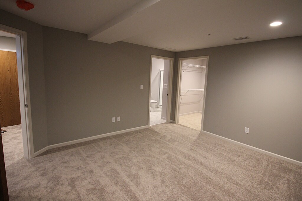 Canal Square Apartments Akron, OH Apartments