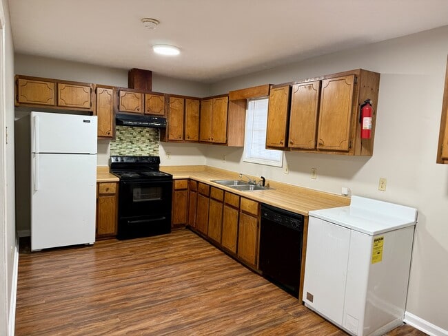 116 Cottonwood Dr in Houston, MS - Building Photo - Building Photo