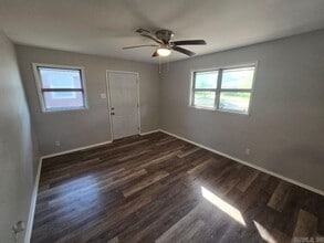 620 Neal St in Jacksonville, AR - Building Photo - Building Photo