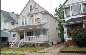 10817 Hull Ave in Cleveland, OH - Building Photo - Building Photo