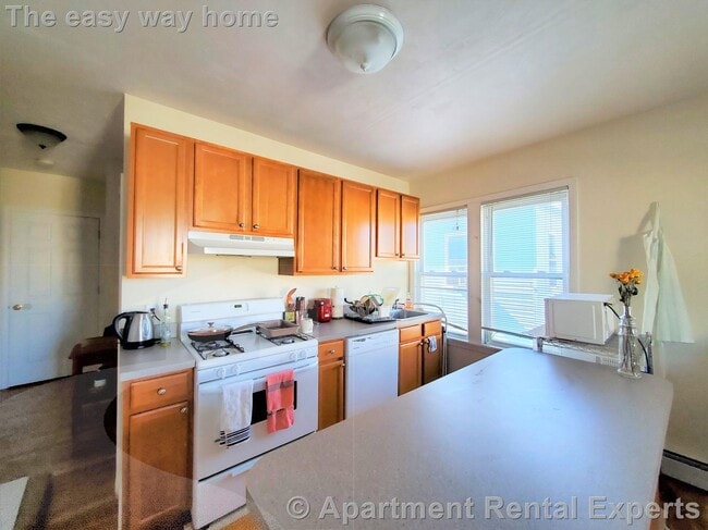 3 Columbia St, Unit #3