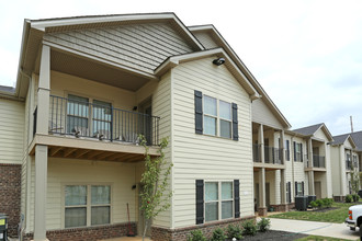 North Pointe Apartment Homes in Bowling Green, KY - Building Photo - Building Photo