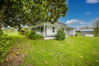 206 Old Stagecoach Rd in Jonesborough, TN - Building Photo - Building Photo