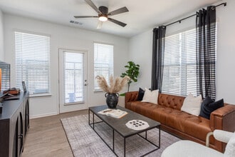 Plat 4 Research Triangle in Durham, NC - Foto de edificio - Interior Photo