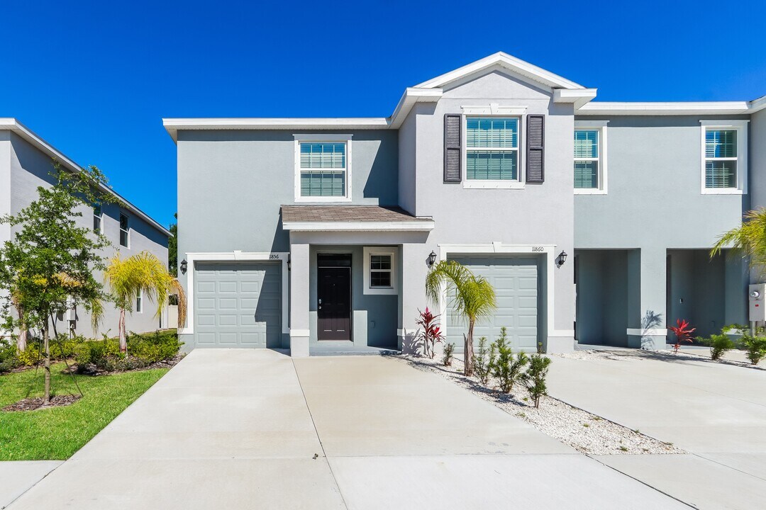11856 Stoneport Pl in Riverview, FL - Building Photo