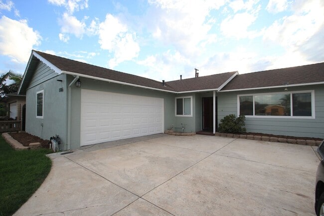 property at 1765 N 6th Pl