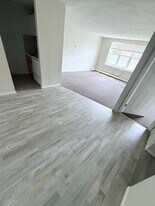 194 Washington St, Unit 324 in Hartford, CT - Building Photo