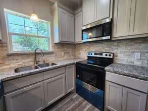 2705 Goliad St in Beaumont, TX - Building Photo - Building Photo