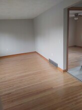 2718 Stenzel Ave, Unit Stenzel in North Tonawanda, NY - Building Photo - Building Photo