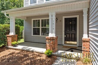 1616 Southcross St in Fuquay Varina, NC - Building Photo - Building Photo